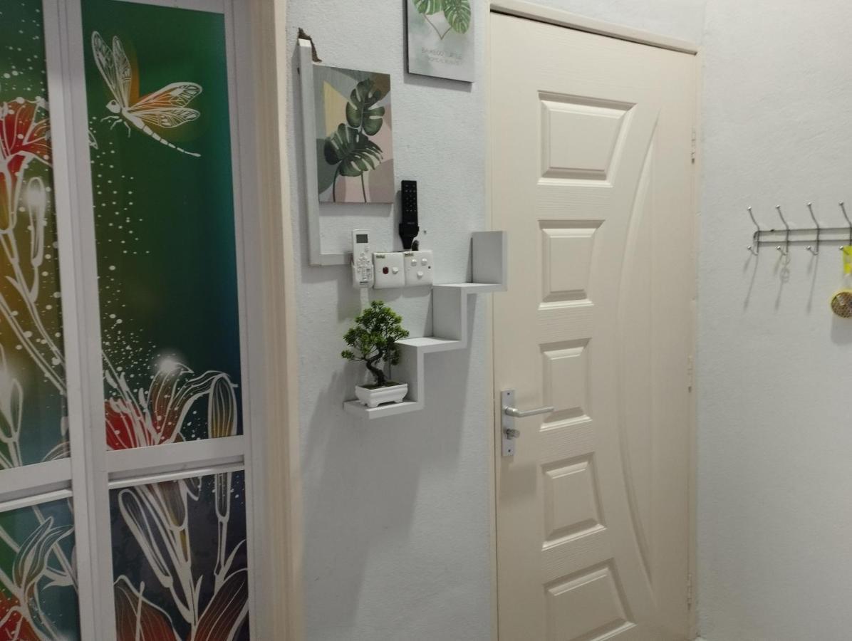 Inap Idaman 3 Near Hospital Usm Kubang Kerian Hotel Кота Бару Екстериор снимка